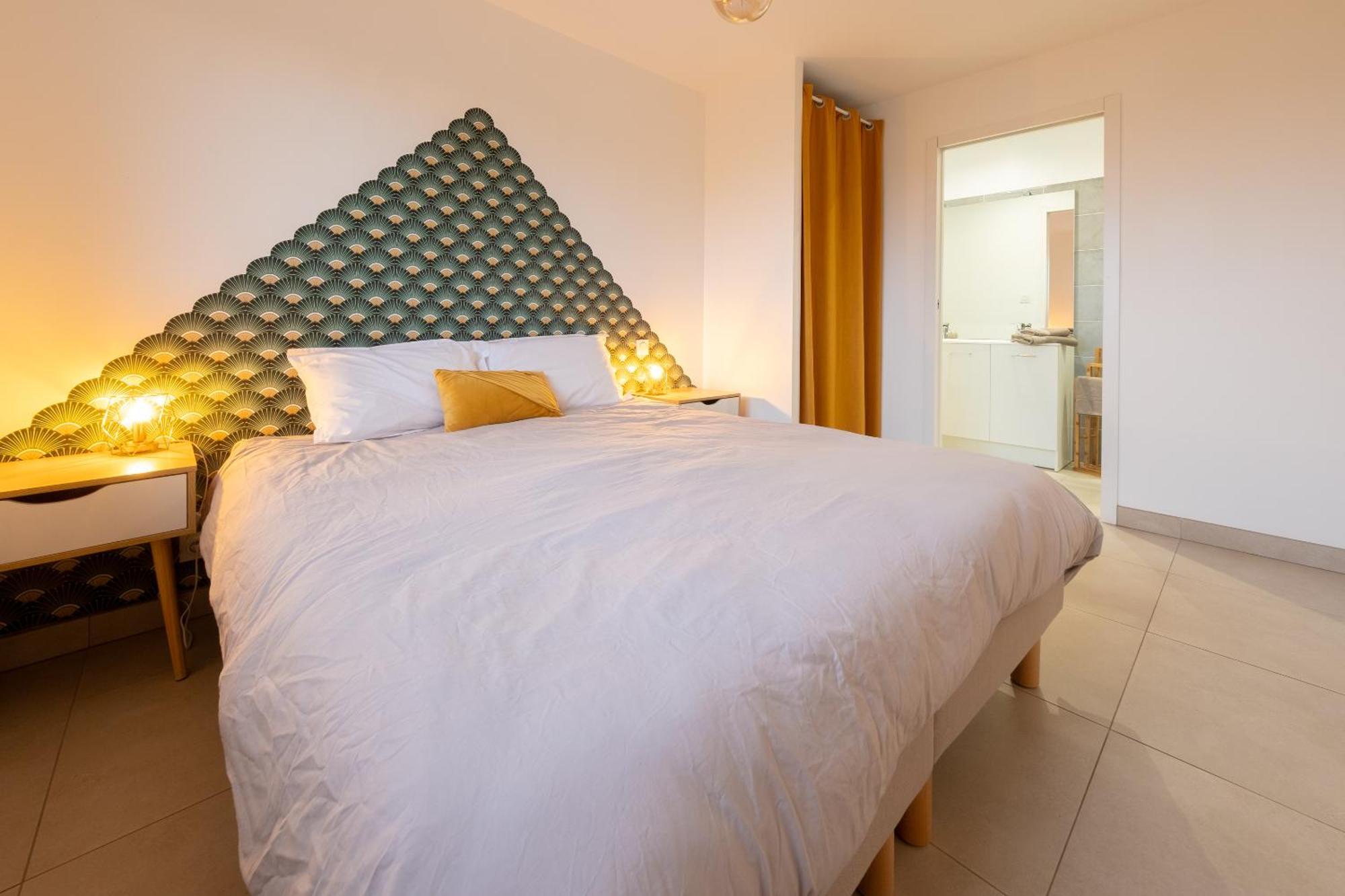 Appart Hotel La Gacilly-Centre Ville-Spa-Parking Zewnętrze zdjęcie